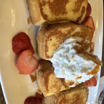 Another Broken Egg Cafe - Strawberry Pound Cake French Toast - Breakfast & Brunch Near Me - Katy, Texas