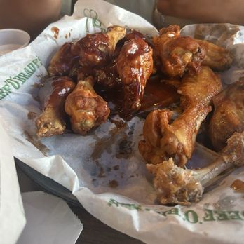 Beef 'O' Brady's - The 15 Traditional Wings - Chicken Wings Near Me - Panama City Beach, Florida