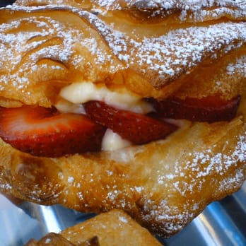 Cream Pan - strawberry croissant - Bakeries Near Me - Tustin, California Cream Pan - strawberry croissant - Bakeries Near Me - Tustin, California