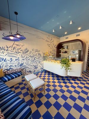 MELI Frozen Yogurt by null