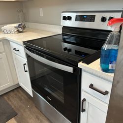 Sparkling Clean Cabin Services - Cleaned to perfection kitchen stove