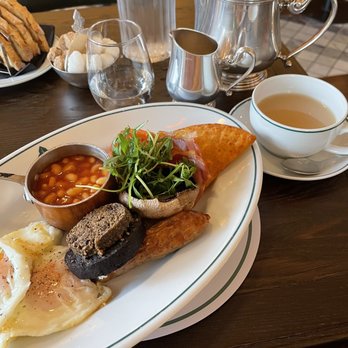 The Ivy On The Square Edinburgh - Full Scottish breakfast - Bars Near Me - Edinburgh, EDH The Ivy On The Square Edinburgh - Full Scottish breakfast - Bars Near Me - Edinburgh, EDH