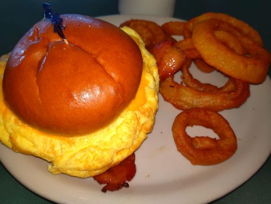 Bo’s House of Omelettes & Waffles by null