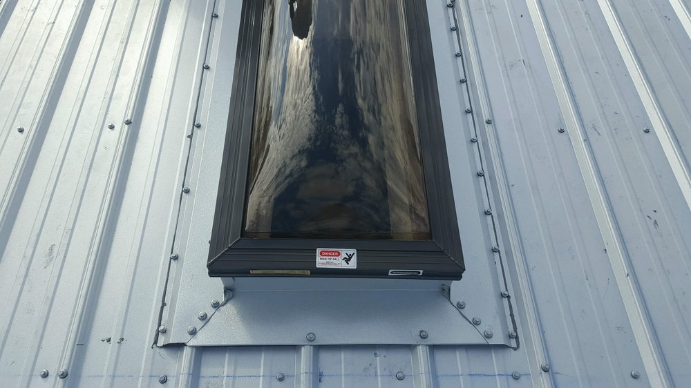 Slide of Luviano Roofing