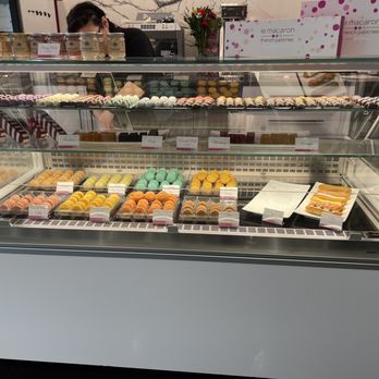 Le Macaron French Pastries - Macarons Near Me - Fishers, Indiana Le Macaron French Pastries - Macarons Near Me - Fishers, Indiana