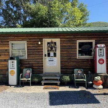 Appalachian Cabins - Office - Vacation Rentals Near Me - Seneca Rocks, West Virginia Appalachian Cabins - Office - Vacation Rentals Near Me - Seneca Rocks, West Virginia