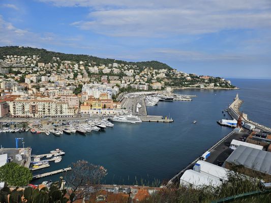 Colline du Château by null