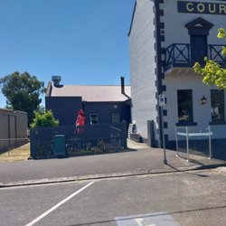 Court House Hotel - Beer Garden