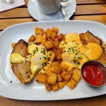 Dada - Pork belly benedict - New American Near Me - Delray Beach, Florida