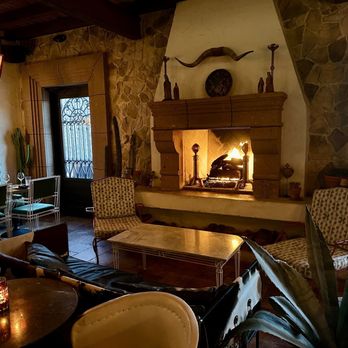 EL CARLOS ELEGANTE - Updated April 2025 - 482 Photos & 174 Reviews