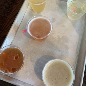Brew 32 - Flight of some beers, definitely liked the IPAs best - Breweries Near Me - Pulaski, Pennsylvania