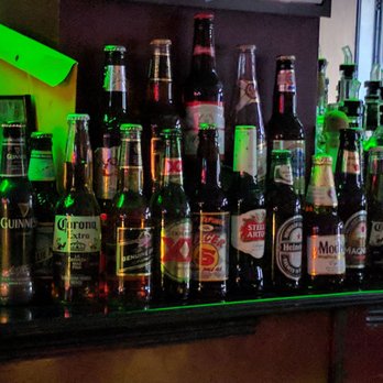 Smitty's Cocktails - Taps = Over-rated ;-) - Dive Bars Near Me - Oakland, California Smitty's Cocktails - Taps = Over-rated ;-) - Dive Bars Near Me - Oakland, California