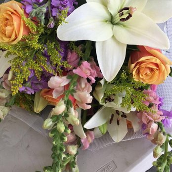 HK Flowers - Florists Near Me - Winnetka, California HK Flowers - Florists Near Me - Winnetka, California