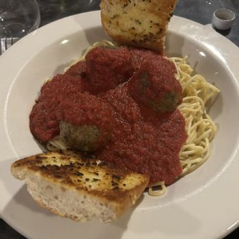 Woodbine Inn - Spaghetti, meatballs and garlic bread - Pizza Near Me - Necedah, Wisconsin Woodbine Inn - Spaghetti, meatballs and garlic bread - Pizza Near Me - Necedah, Wisconsin