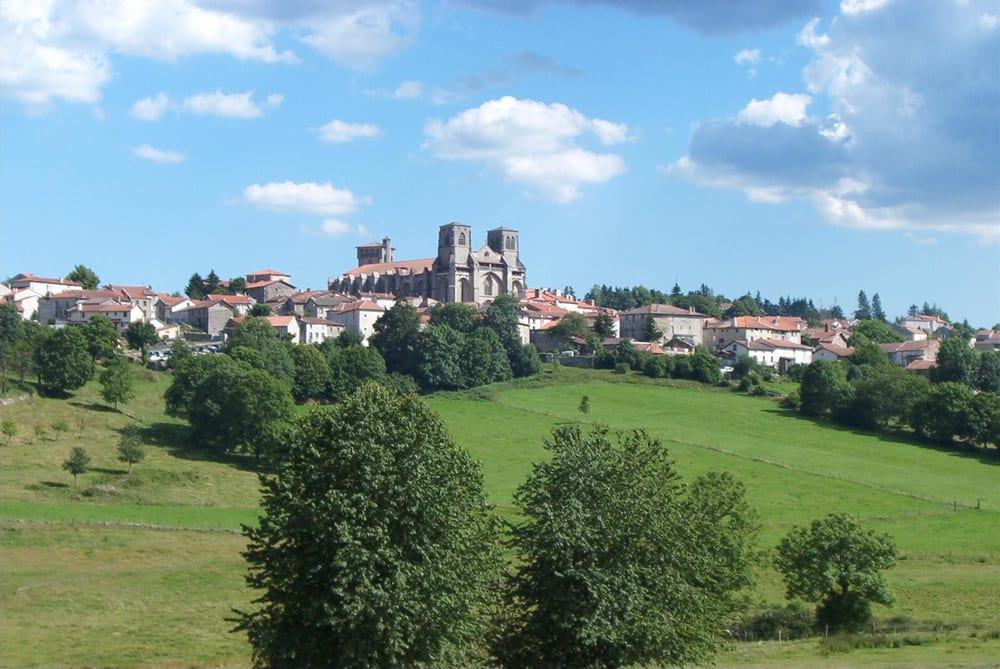 COMMUNAUTÉ DE COMMUNES PLATEAU DE LA CHAISE DIEU Place Echo, La