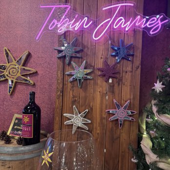 Tobin James Cellars - Decor - Wineries Near Me - Paso Robles, California