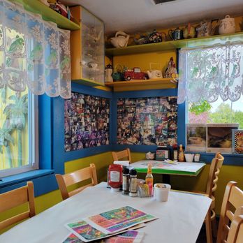 Java Joe's Cafe - Inside - Breakfast & Brunch Near Me - Saint Ignace, Michigan