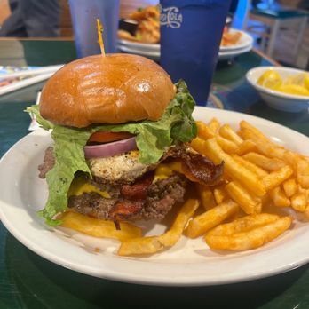 Gator's Dockside Apopka - Audible smash burger - American Near Me - Apopka, Florida Gator's Dockside Apopka - Audible smash burger - American Near Me - Apopka, Florida