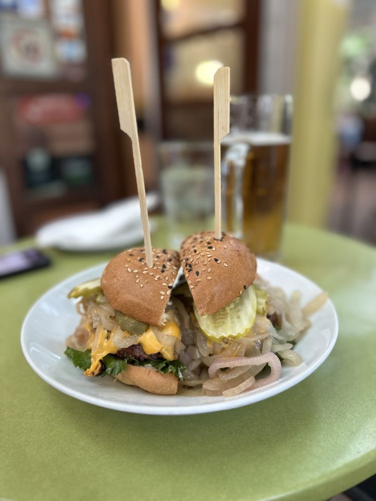 Barney's Gourmet Hamburgers