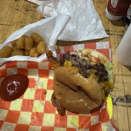 Bacon Cheeseburger