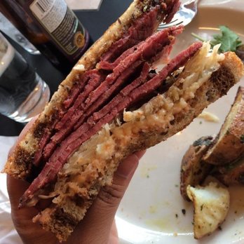Burr Trail Grill - Yummy pastrami - New American Near Me - Boulder, Utah