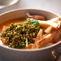 Large Thai Curry Soup + 3 toppings