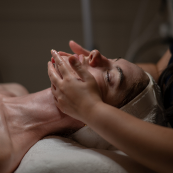 Sleekcare Spa - Face massage - Skin Care Near Me - New York, New York Sleekcare Spa - Face massage - Skin Care Near Me - New York, New York