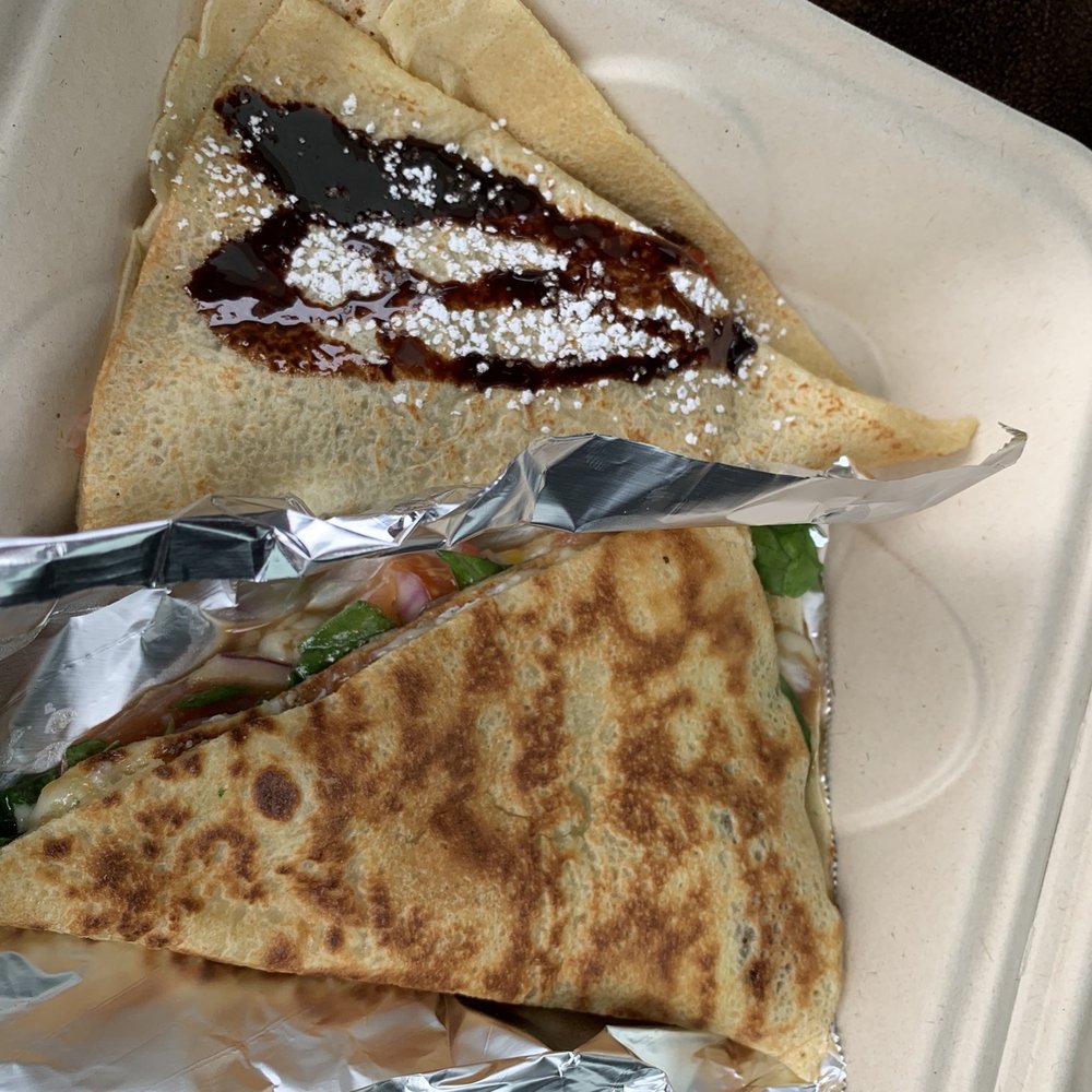 Crepes De Paris - a sandwich in a styrofoam container - Creperies Near Me