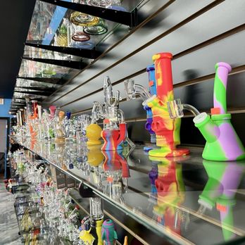 TOKERS VAPE & SMOKE - CLOSED - Updated May 2026 - 11 Photos - 10816 N  Scottsdale Rd, Scottsdale, Arizona - Vape Shops - Phone Number