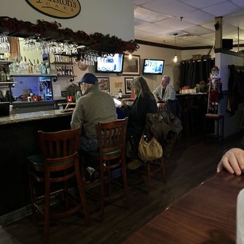Winston's Cafe - Small Bar Area - New American Near Me - Chesapeake, Virginia Winston's Cafe - Small Bar Area - New American Near Me - Chesapeake, Virginia
