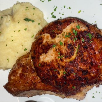 Back Room Steakhouse - Steakhouses Near Me - Apopka, Florida
