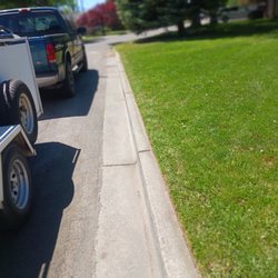 Ida-Mow Lawn Service - Front edging