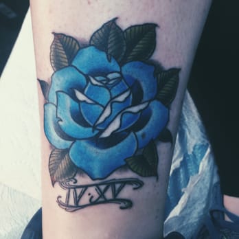 Insight Studios - Blue rose by Jason - Tattoo Near Me - Chicago, Illinois
