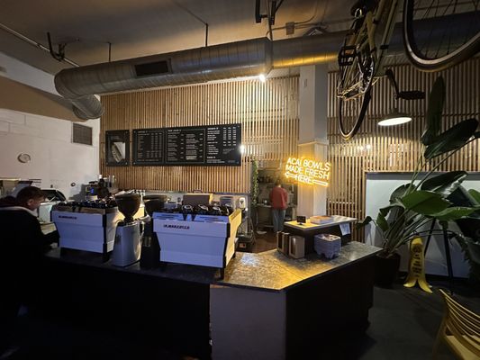 Honour Coffee & Raw Juice by null