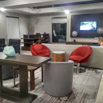Courtyard by Marriott Raleigh Crabtree Valley - Hotels Near Me - Raleigh, North Carolina