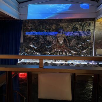 Aquarelle - Inside aquarium setting - Seafood Near Me - New York, New York Aquarelle - Inside aquarium setting - Seafood Near Me - New York, New York