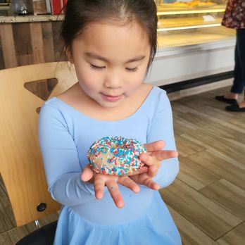 Niguel Bakery & Donuts - After ballet tradition, a nice treat to reward hard work - Donuts Near Me - Laguna Niguel, California Niguel Bakery & Donuts - After ballet tradition, a nice treat to reward hard work - Donuts Near Me - Laguna Niguel, California