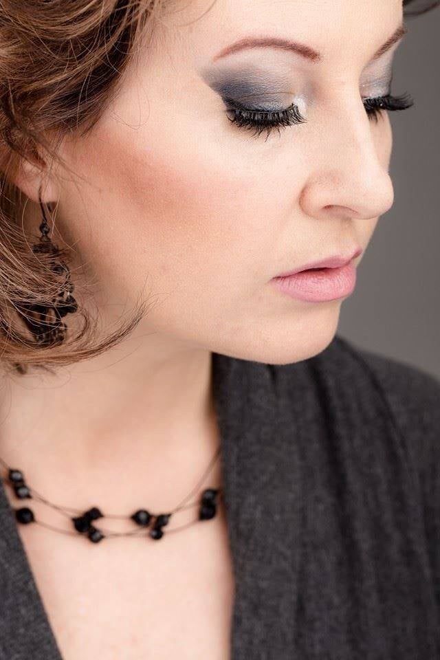 Me Oh My Hair & Lashes Logo