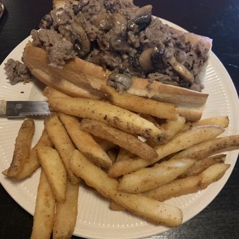 May Kelly's - Steak and Cheese - Pubs Near Me - North Conway, New Hampshire