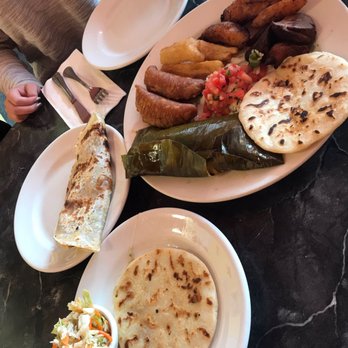 La Cabaña - Honduran Near Me - Seattle, Washington