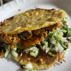 Santo Tacos - Las mulitas son lo máximo