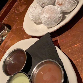 Sotto - Little donuts with caramel, pistachio, and chocolate dipping sauces - Italian Near Me - Cincinnati, Ohio