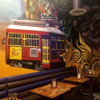 Darrow's New Orleans Grill - great mural - Cajun/Creole Near Me - Carson, California