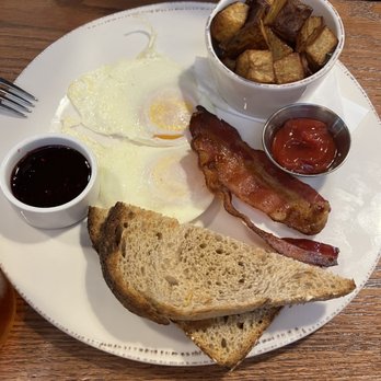Community Matters Cafe - Classic Cafe Breakfast - Breakfast & Brunch Near Me - Charlotte, North Carolina