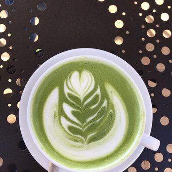 Urth Caffe - Coffee & Tea Near Me - Laguna Beach, California