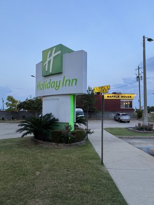 Holiday Inn Montgomery Airport South, an IHG Hotel by null