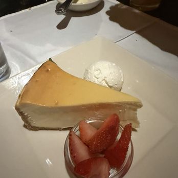 The Cheesecake Factory - Desserts Near Me - Hackensack, New Jersey