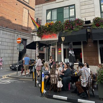 P Mac's - outside - Pubs Near Me - Dublin, D
