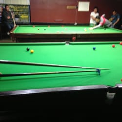 Lucky Star Billiards - Everyone is playing so wonderfully. Am not good at snooker but try my best to improve cuz it is just fun game
