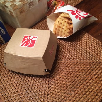 Chick-fil-A - Fast Food Near Me - Aurora, Colorado